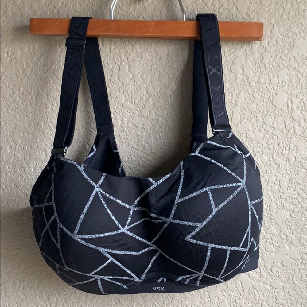 Victoria Sport sports bra 34D full coverage black